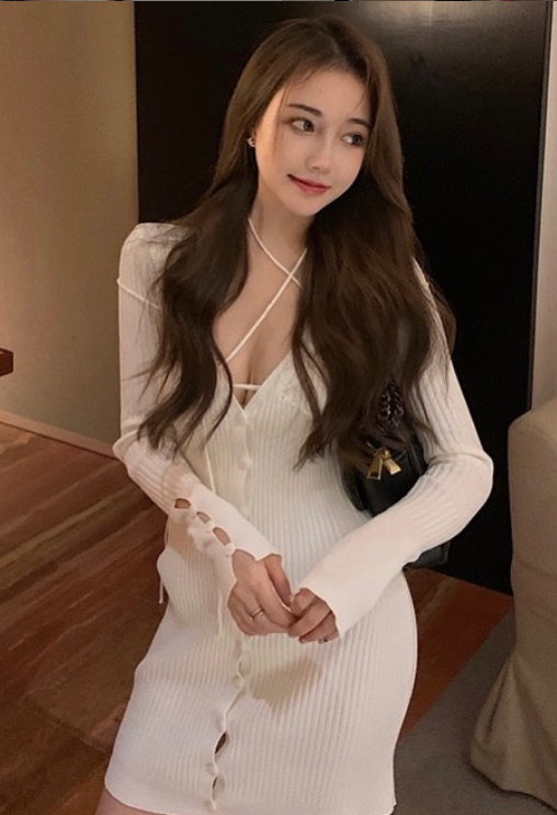 박나은