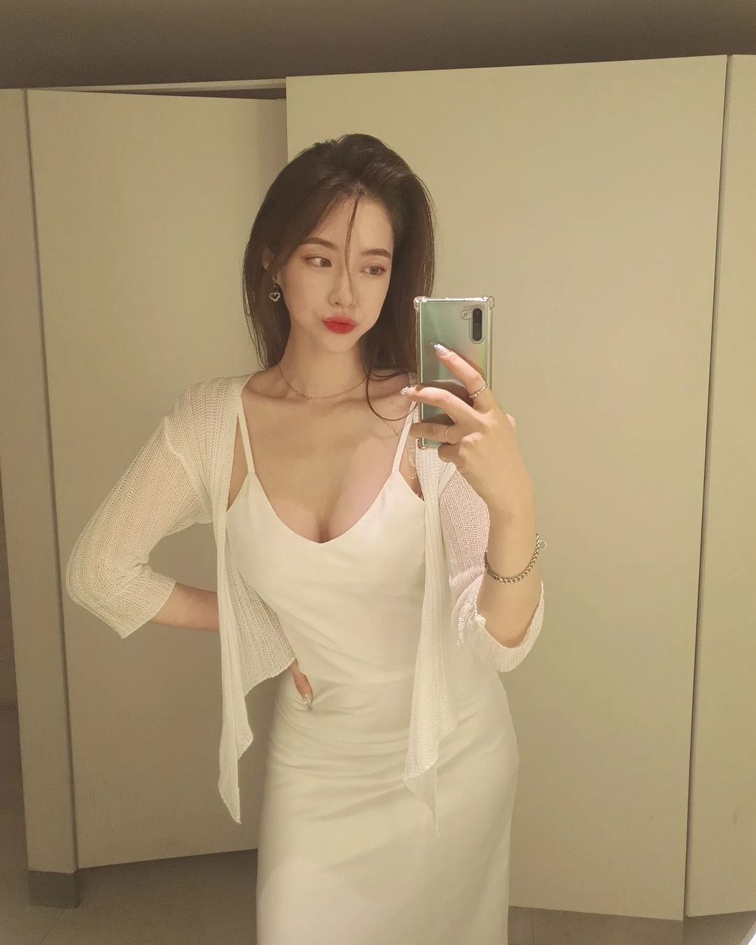 이예나