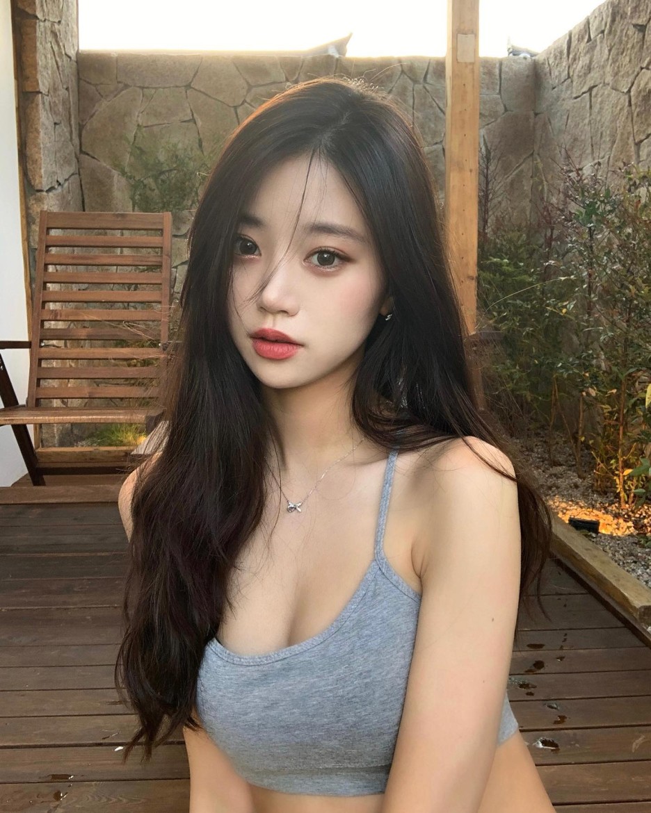 김민주